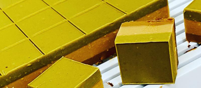 PEPPE LEOTTA ALTA FORMAZIONE SCUOLA DI PASTICCERIA LA CIOCCOLATERIA A 360° DEL MAESTRO RICCARDO MAGNI 